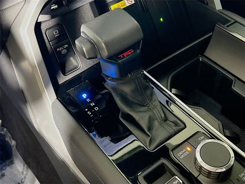 Certified 2024 Toyota Sequoia Platinum image 16