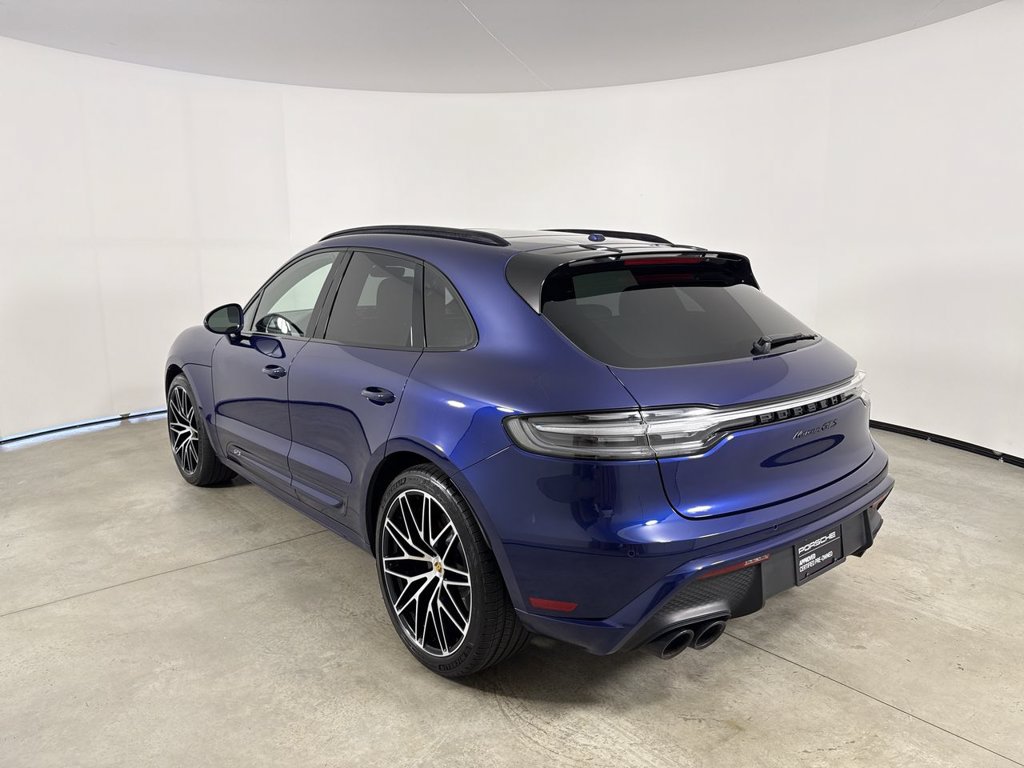 Certified 2023 Porsche Macan GTS AWD/4WD image 3
