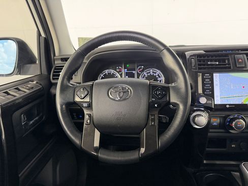 Used 2024 Toyota 4Runner TRD Off-Road Premium w/ Moonroof Package AWD/4WD image 15