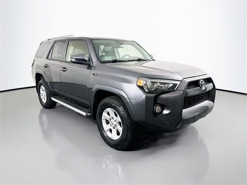 Used 2017 Toyota 4Runner SR5 Premium image 1