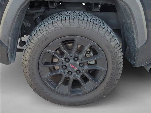 Used 2022 Toyota Tundra SR5 w/ Convenience Package RWD image 7