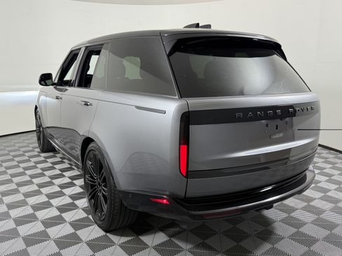 Certified 2025 Land Rover Range Rover SE AWD/4WD image 3