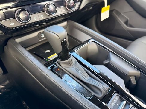 New 2025 Honda Accord EX-L image 10