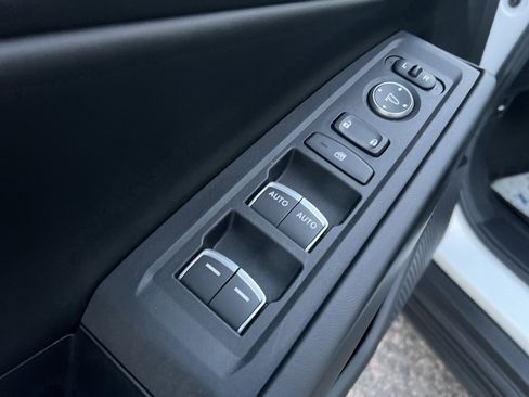 Used 2024 Honda Accord EX image 11