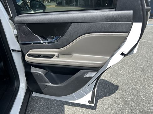 Used 2023 Lincoln Corsair Reserve w/ Equipment Group 201A image 18