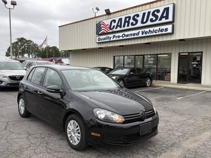 Used 2014 Volkswagen Golf 4-Door FWD image 1