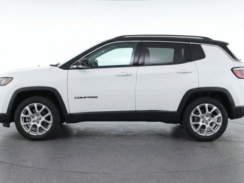 Used 2025 Jeep Compass Limited AWD/4WD image 5