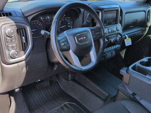 Used 2022 GMC Sierra 1500 Elevation w/ LPO, Elevation Black Package AWD/4WD image 10