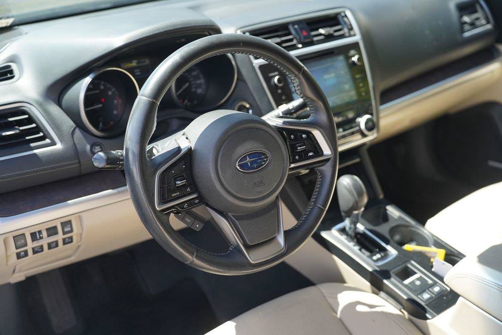 Used 2018 Subaru Outback 3.6R Limited AWD/4WD image 9