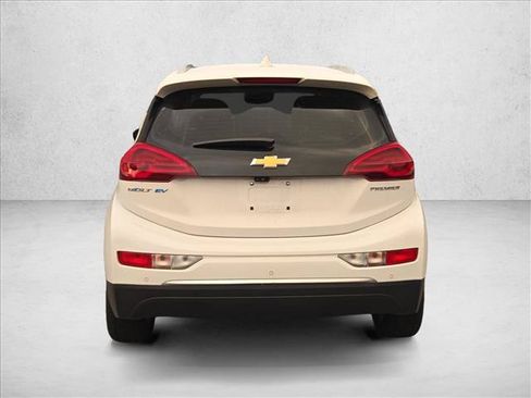 Used 2017 Chevrolet Bolt Premier w/ Driver Confidence II Package FWD image 6