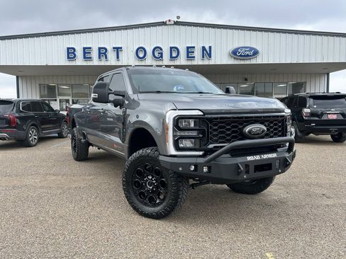 Used 2025 Ford F250 Lariat w/ Lariat Ultimate Package image 1