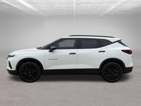 Used 2020 Chevrolet Blazer LT w/ Redline Edition FWD image 2
