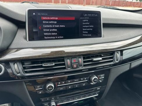 Used 2018 BMW X5 sDrive35i image 12