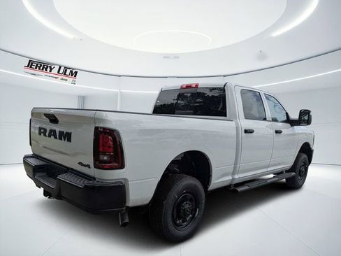 New 2026 RAM 2500 Tradesman AWD/4WD image 3