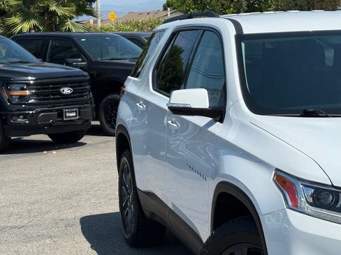 Used 2019 Chevrolet Traverse RS FWD image 5