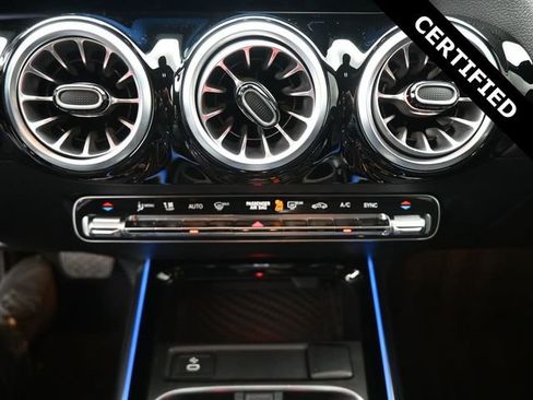 New 2025 Mercedes-Benz GLA 250 image 3