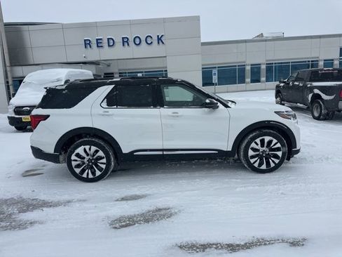 New 2026 Ford Explorer Platinum w/ LUX Leather Package AWD/4WD image 2