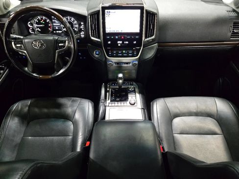 Used 2019 Toyota Land Cruiser AWD/4WD image 47