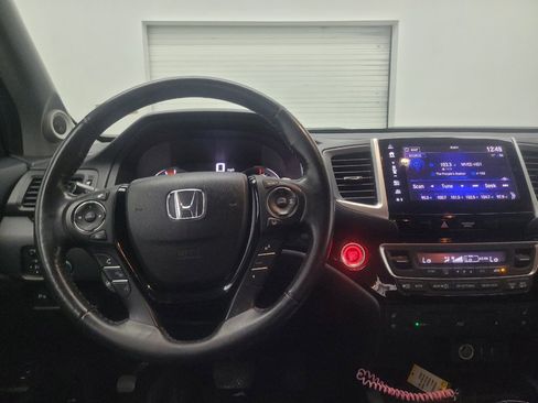 Used 2017 Honda Pilot Elite image 22
