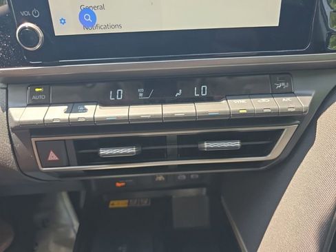 Used 2026 Toyota Camry LE image 31