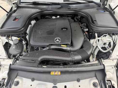 Used 2020 Mercedes-Benz GLC 300 image 12