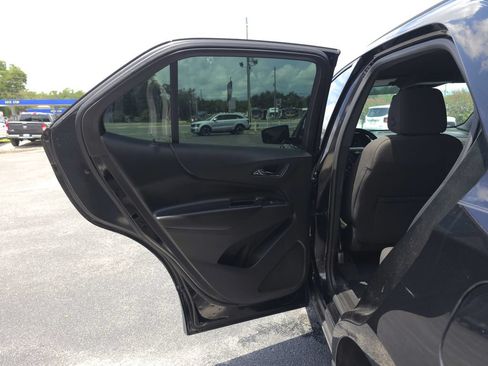 Used 2019 Chevrolet Equinox LT FWD image 11