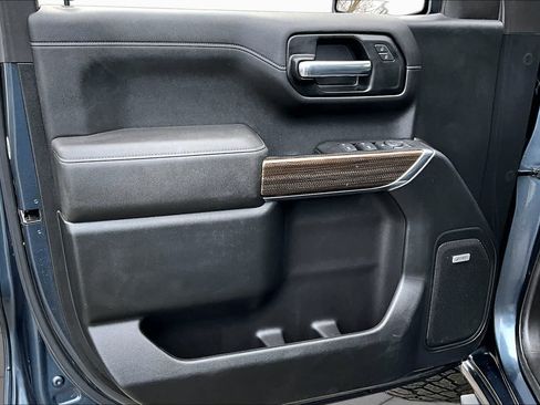 Used 2021 Chevrolet Silverado 1500 RST w/ Convenience Package II AWD/4WD image 20
