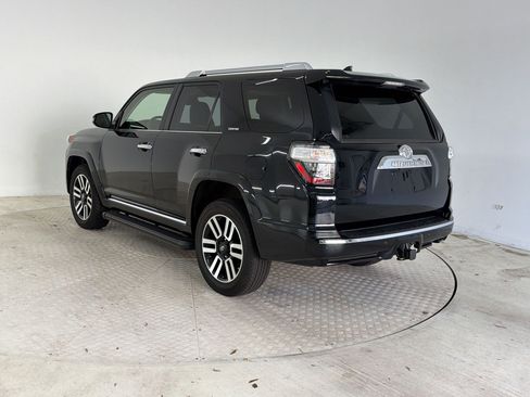 Used 2023 Toyota 4Runner Limited AWD/4WD image 3