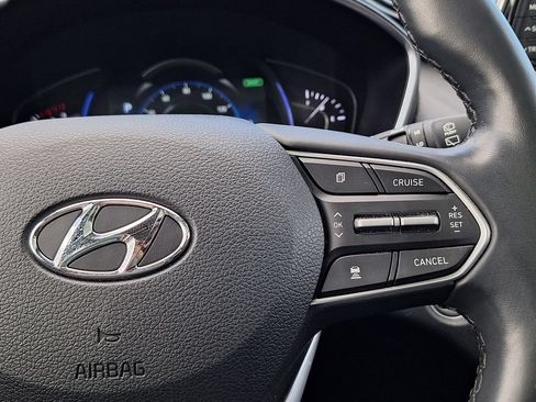 Used 2020 Hyundai Santa Fe Limited AWD/4WD image 18