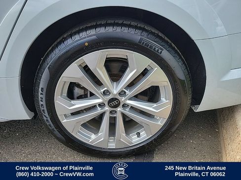Used 2023 Audi A4 2.0T allroad Premium Plus AWD/4WD image 17