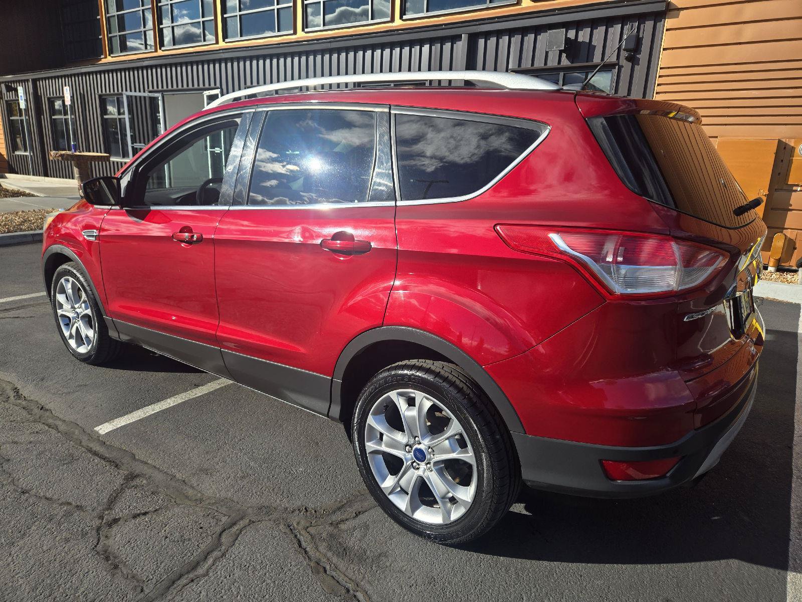 Used 2014 Ford Escape Titanium AWD/4WD image 3