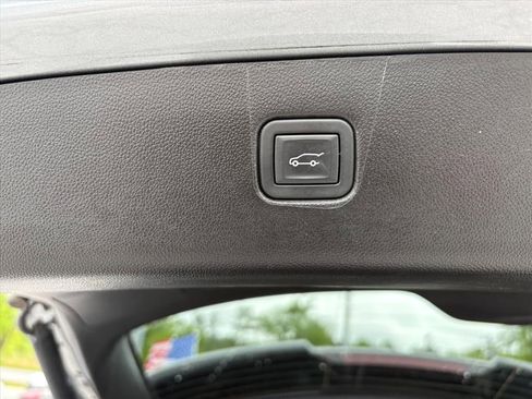 Used 2024 Chevrolet Blazer LT w/ Convenience Package FWD image 22