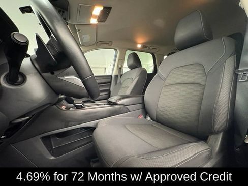 Used 2025 Nissan Pathfinder SV FWD image 16