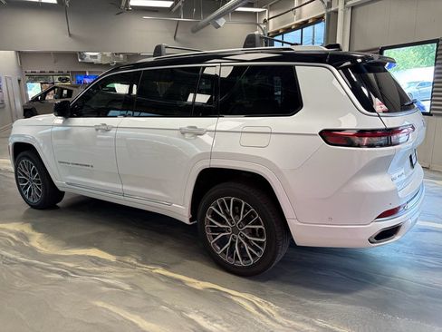 Used 2023 Jeep Grand Cherokee L Summit AWD/4WD image 43