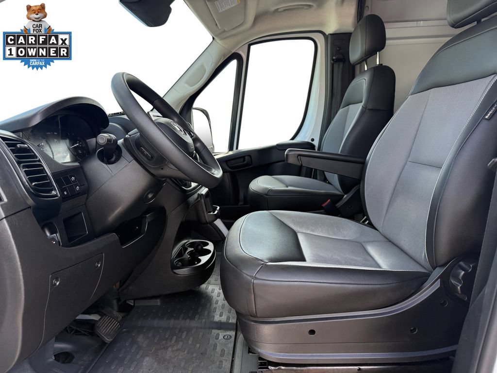 Used 2026 RAM ProMaster 2500 w/ Convenience Group FWD image 9