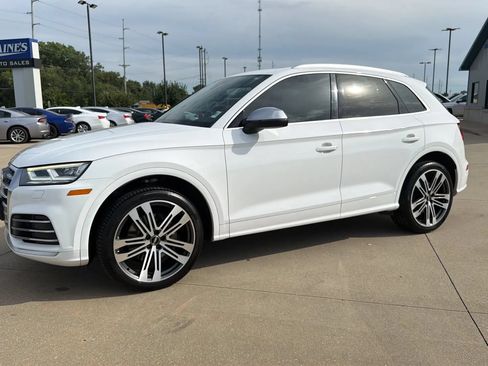 Used 2019 Audi SQ5 Premium w/ Convenience Package AWD/4WD image 5