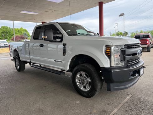 Used 2019 Ford F250 XL w/ Power Equipment Group AWD/4WD image 7