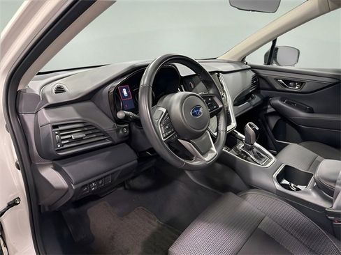 Used 2023 Subaru Outback Premium image 10