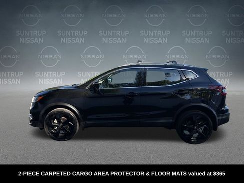 Used 2022 Nissan Rogue Sport SL AWD/4WD image 2
