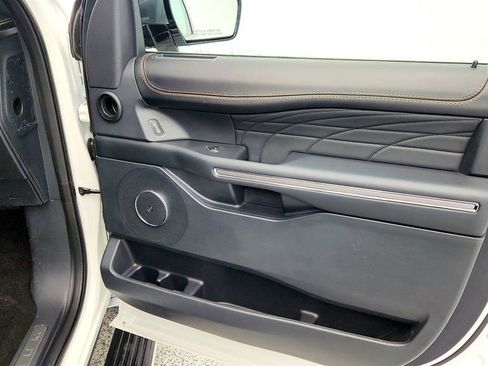 Used 2022 Ford Expedition Max Platinum image 26