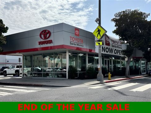 Used 2024 Toyota Corolla LE image 29