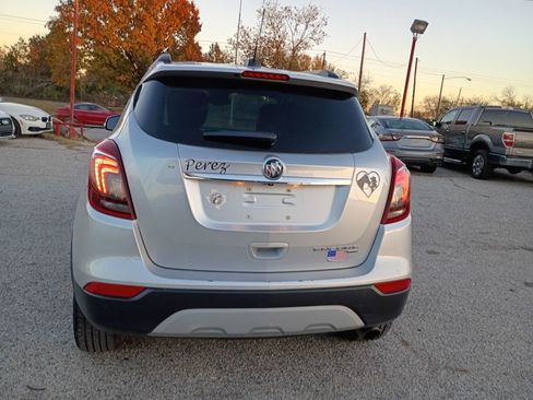 Used 2019 Buick Encore Essence image 9
