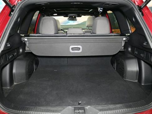 Used 2025 Subaru Forester Premium AWD/4WD image 60