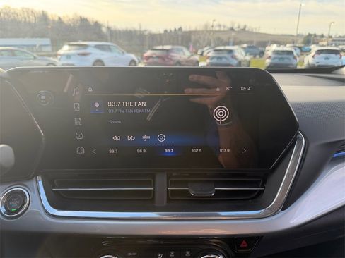 Certified 2024 Chevrolet Trax LT image 19