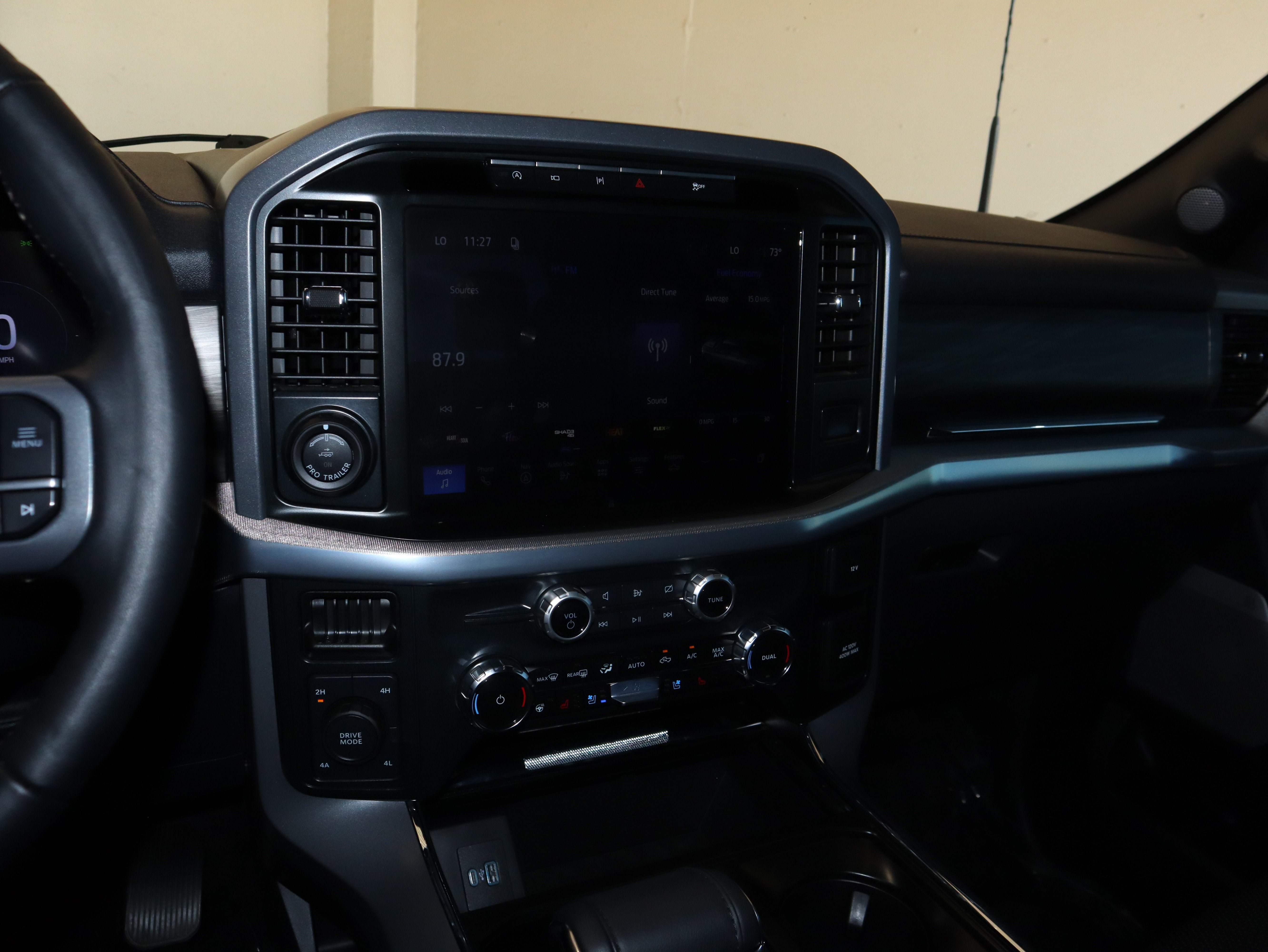 Used 2024 Ford F150 Lariat AWD/4WD image 27
