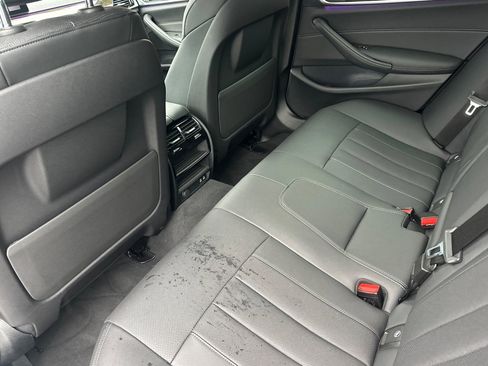 Certified 2023 BMW 530e w/ M Sport Package image 12