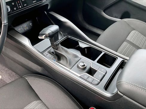 Certified 2026 Kia Sorento LX FWD image 15