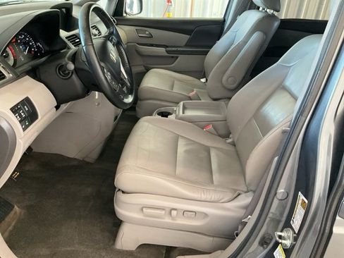 Used 2012 Honda Odyssey Touring image 4