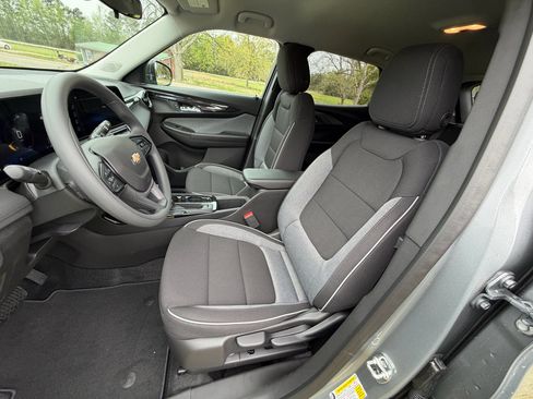 New 2026 Chevrolet TrailBlazer LS image 18