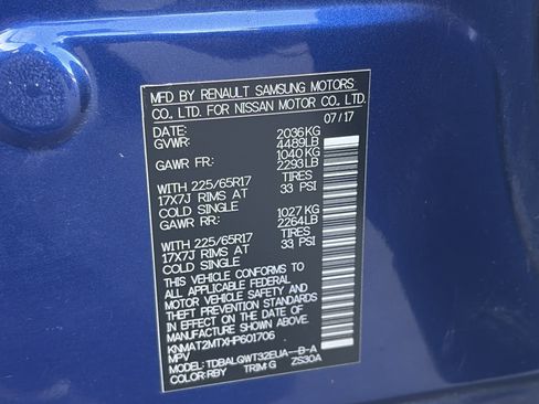 Used 2017 Nissan Rogue SV FWD image 30